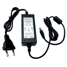 24W/12V/2A. Импульсный блок питания в пластиковом корпусе. FARADAY